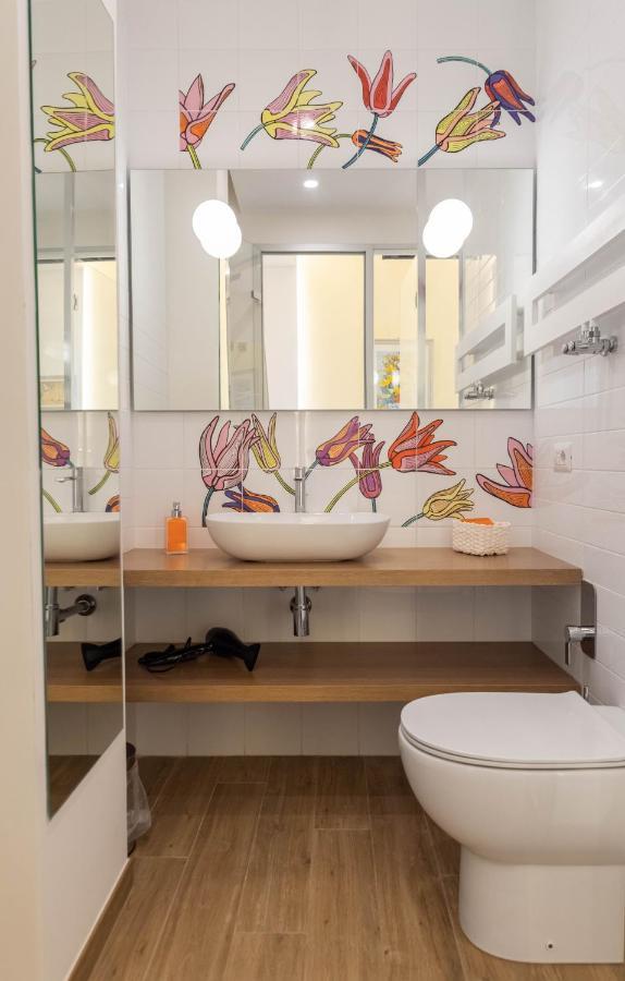 רומא Colosseo Brightful Apartment With Rooftop מראה חיצוני תמונה
