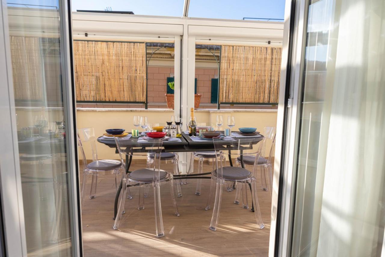 רומא Colosseo Brightful Apartment With Rooftop מראה חיצוני תמונה