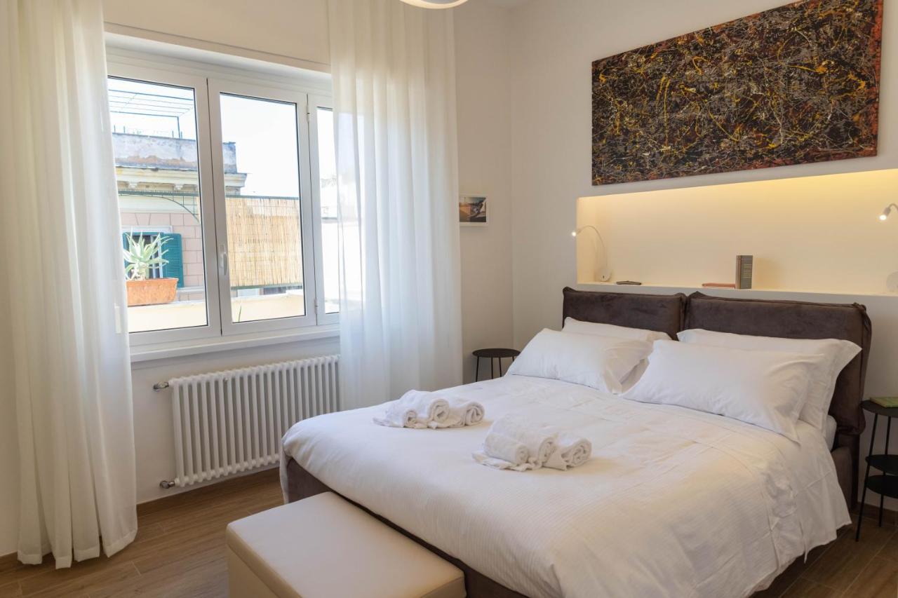 רומא Colosseo Brightful Apartment With Rooftop מראה חיצוני תמונה