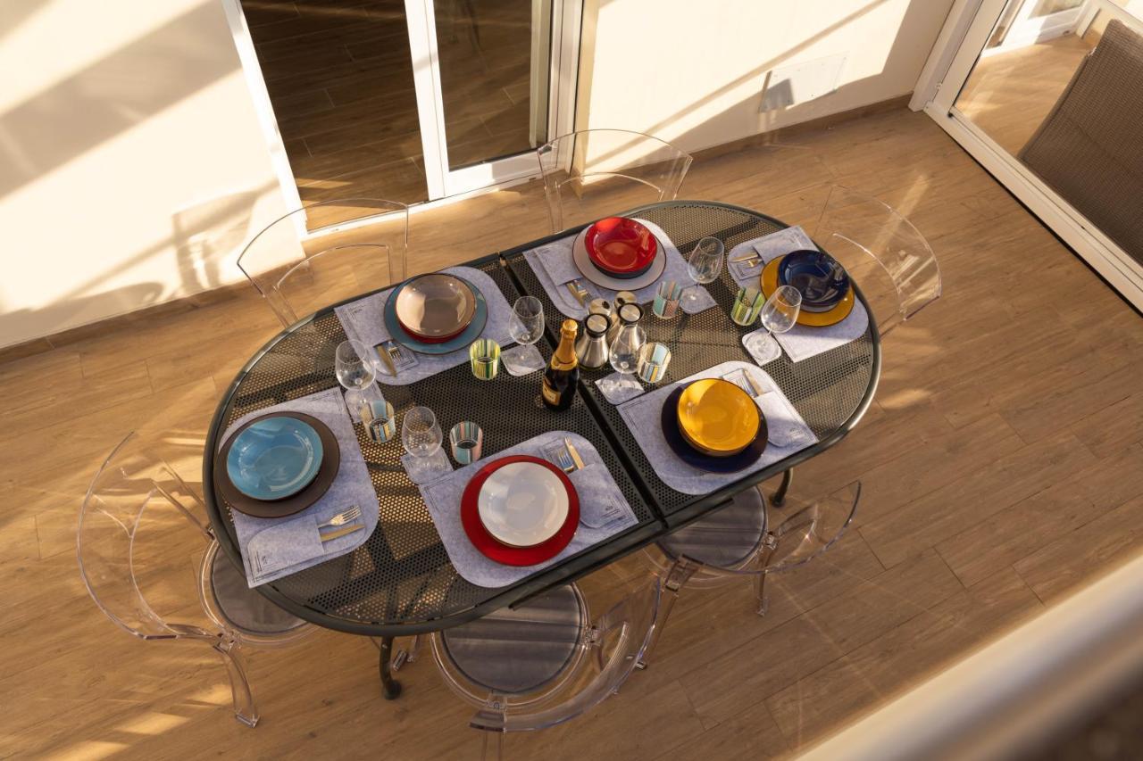 רומא Colosseo Brightful Apartment With Rooftop מראה חיצוני תמונה